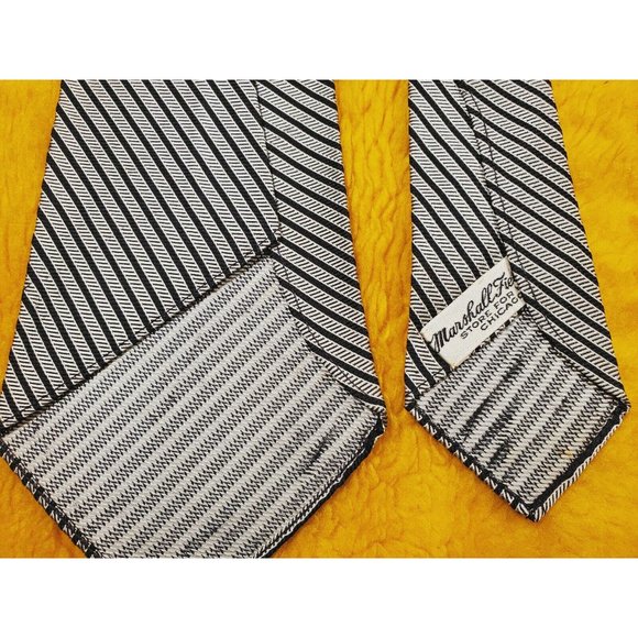 1940s VINTAGE MARSHALL FIELD TIE ~SWING BIG BAND SPACE AGE JAZZ ROCKABILLY ~48" - Picture 3 of 7